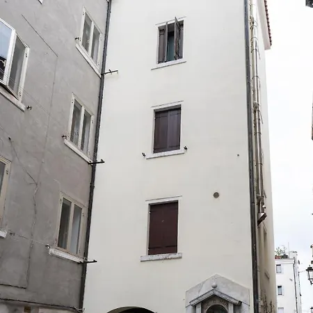 Casa Marinella * كيودجا